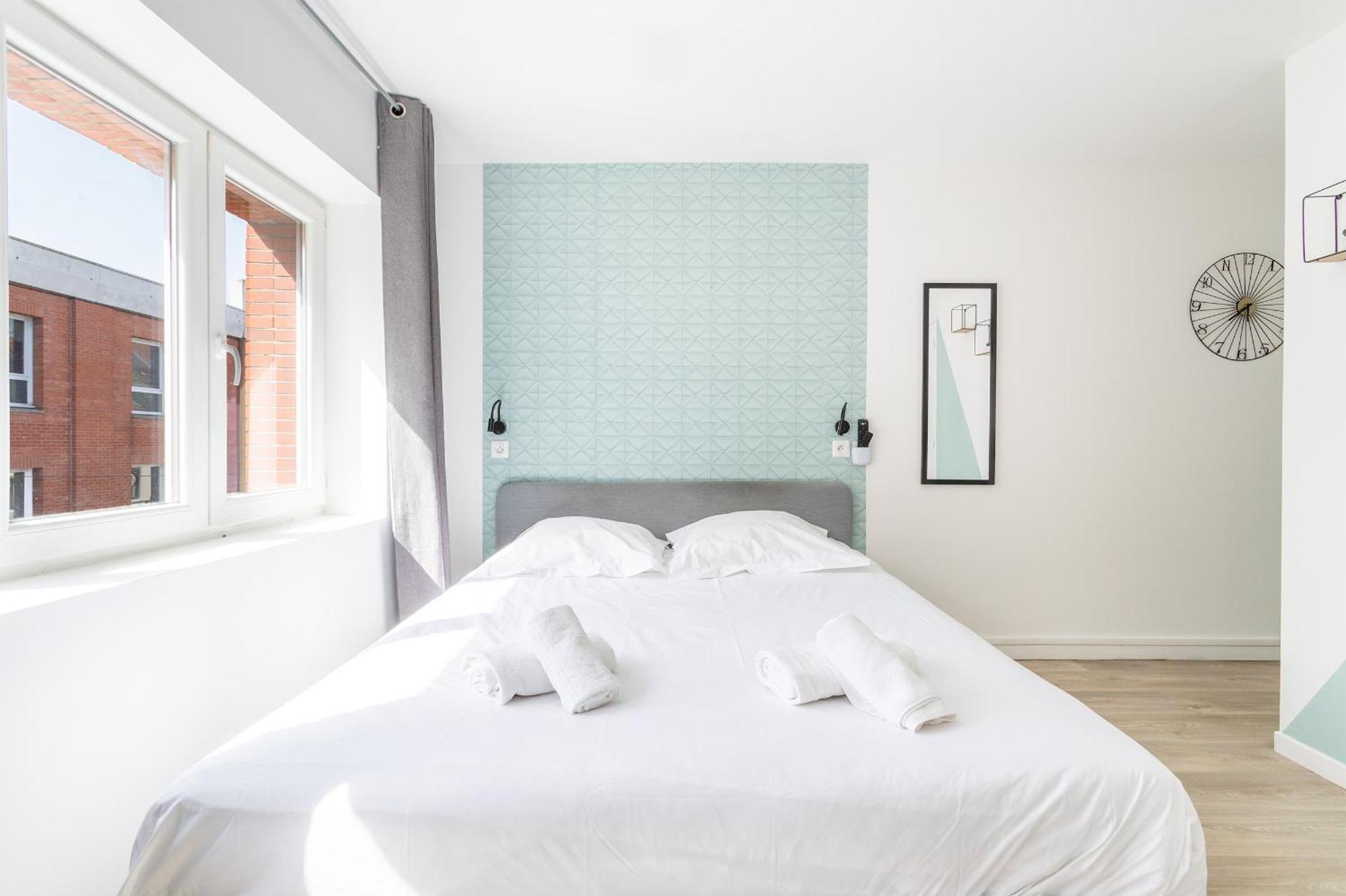 S&K Suite Grande Rue Roubaix - Chambre Spacieuse Et Sdb Privee - Netflix Et Cuisine 외부 사진