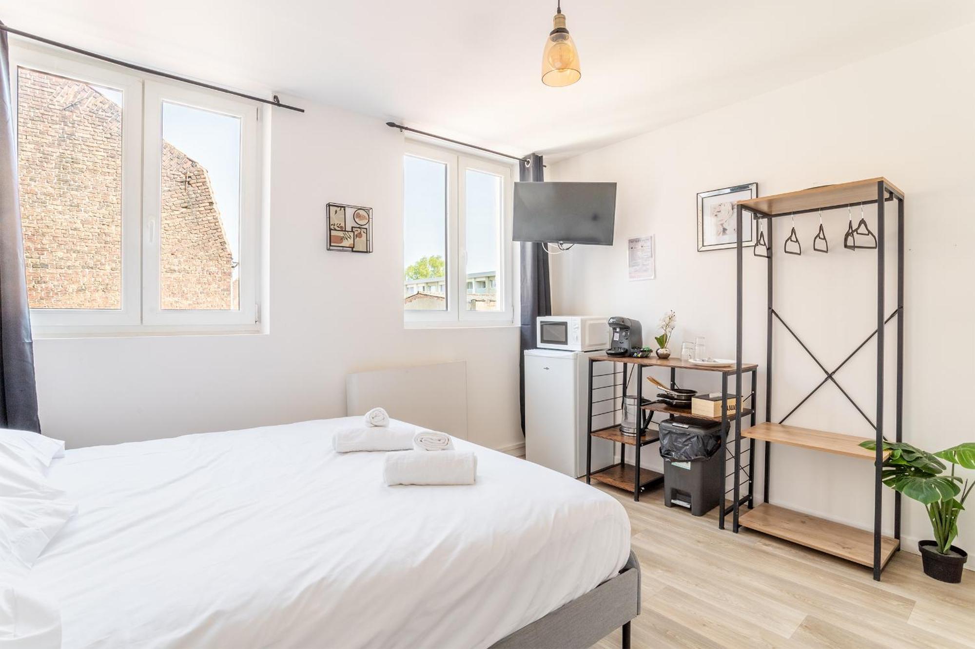 S&K Suite Grande Rue Roubaix - Chambre Spacieuse Et Sdb Privee - Netflix Et Cuisine 외부 사진